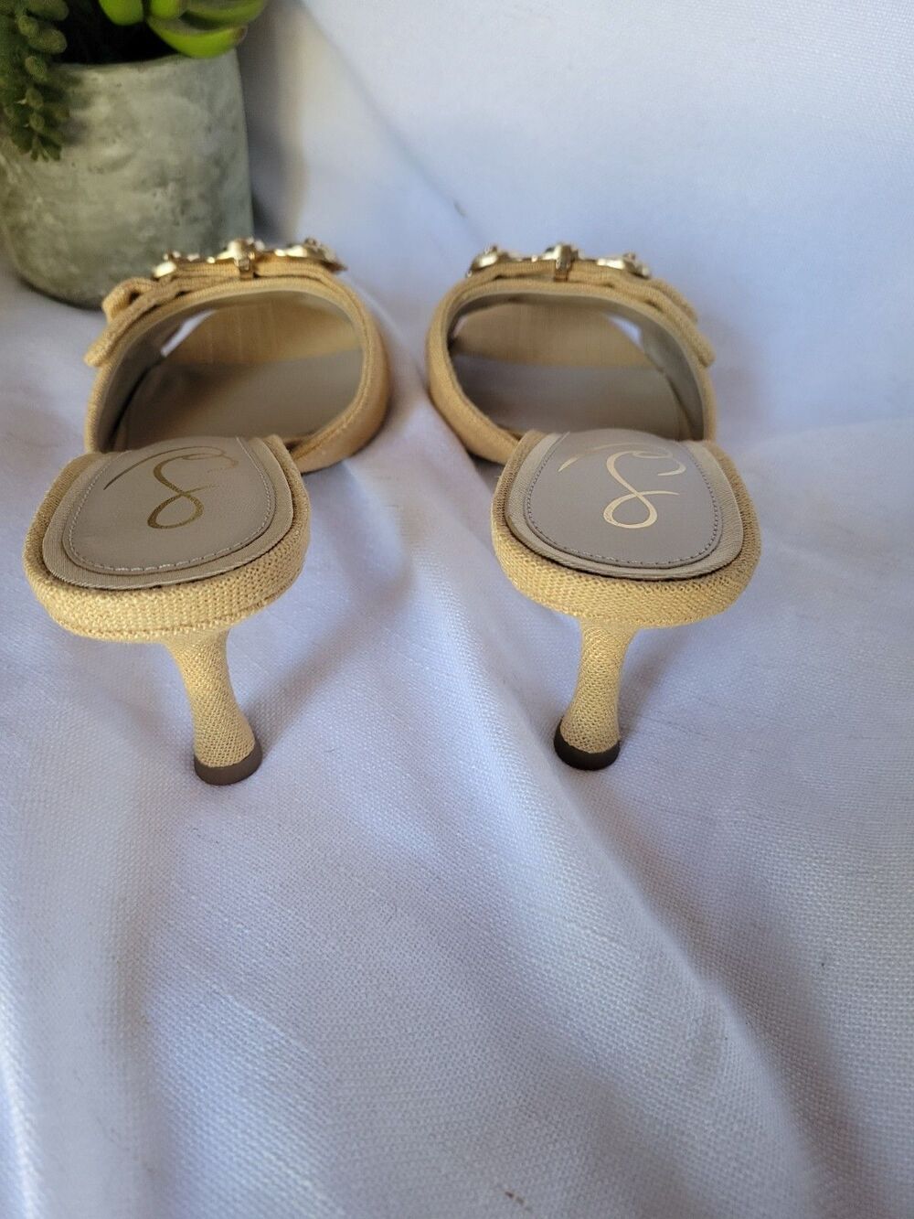 San Edelman Women's Pietra Dsrt Sun Linen Kitten-Heel sandals Size 7.5 Yellow - Picture 4 of 9